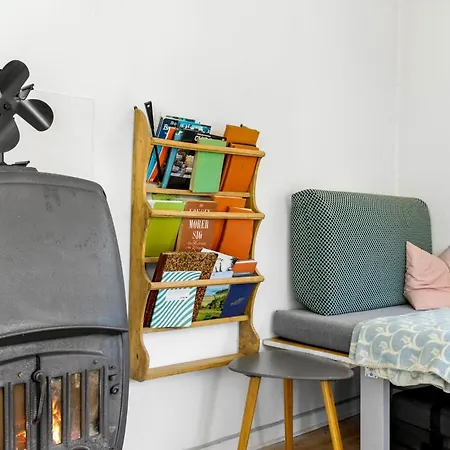펜션 2 Bedroom Lovely In