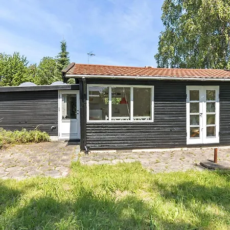 2 Bedroom Lovely In Holiday home *